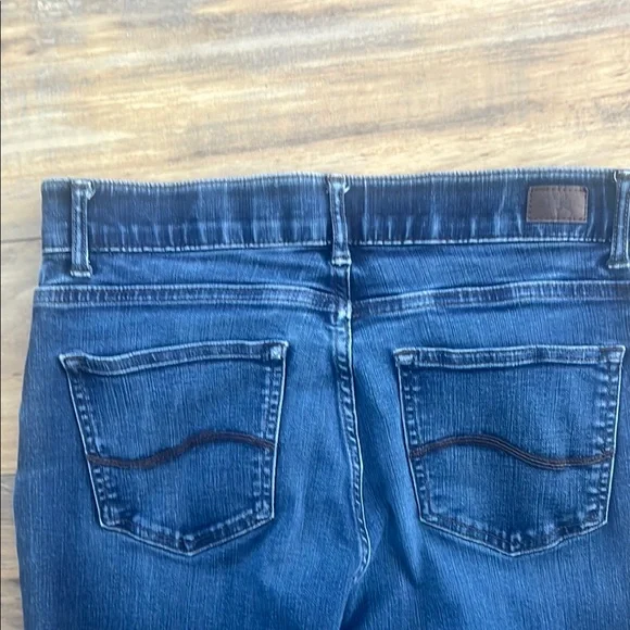 Women's Blue Jeans - Picture 5 of 5